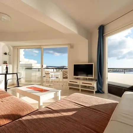 Club Villamar Exclusive Beachfront Penthouse أذيخي