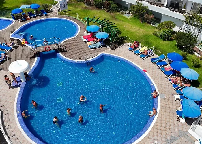 Club Villamar Exclusive Beachfront Penthouse * أذيخي