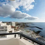 Club Villamar Exclusive Beachfront Penthouse أذيخي