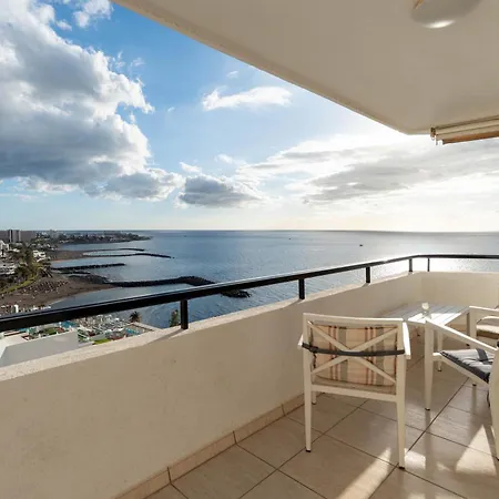 Club Villamar Exclusive Beachfront Penthouse Apartment *